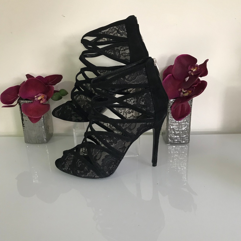 Enzo Angiolini lace heels